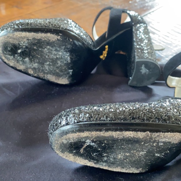 Prada Pumps - Picture 4 of 6